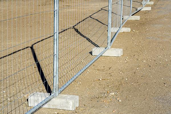 Fence Rental Prairieville workers